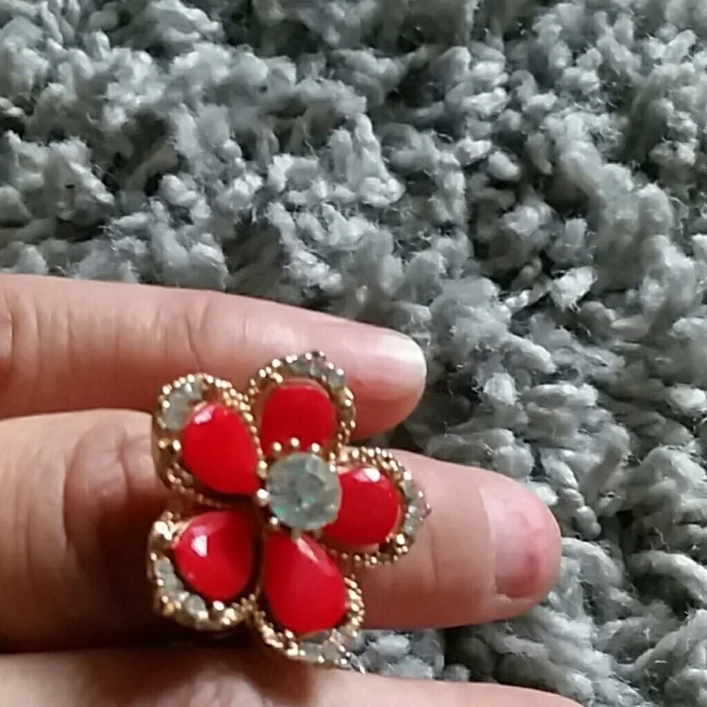 Fashion ring